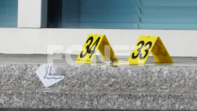 Pucnjava kod Konzulata SAD